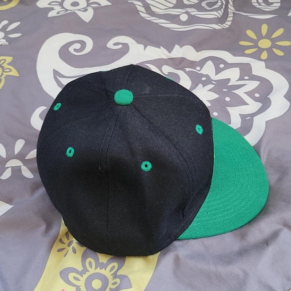 Nike Hat - Picture 4 of 8